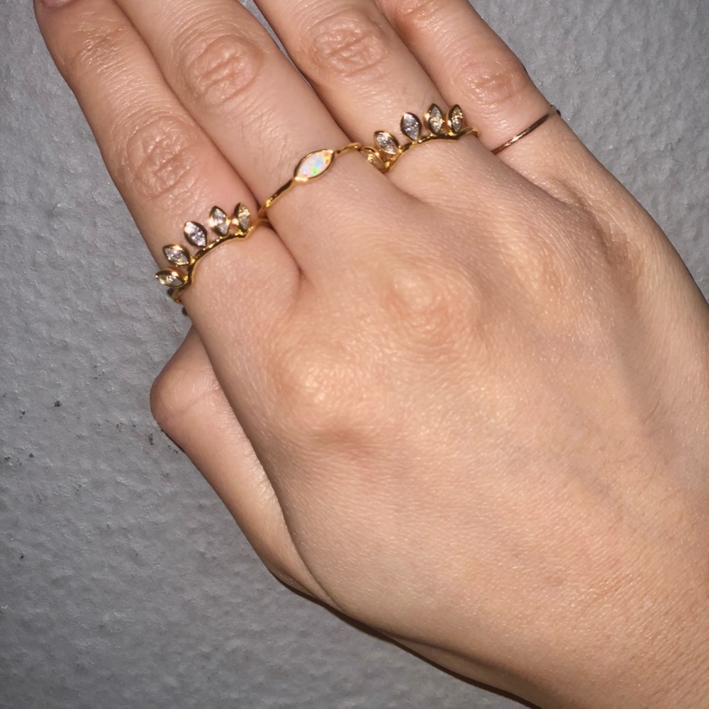 Gorjana Rumi Burst Stackable Ring Set - Picture 6 of 7